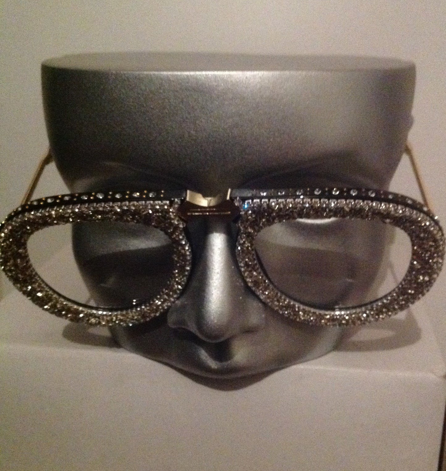 Glaring Glitter Fashion