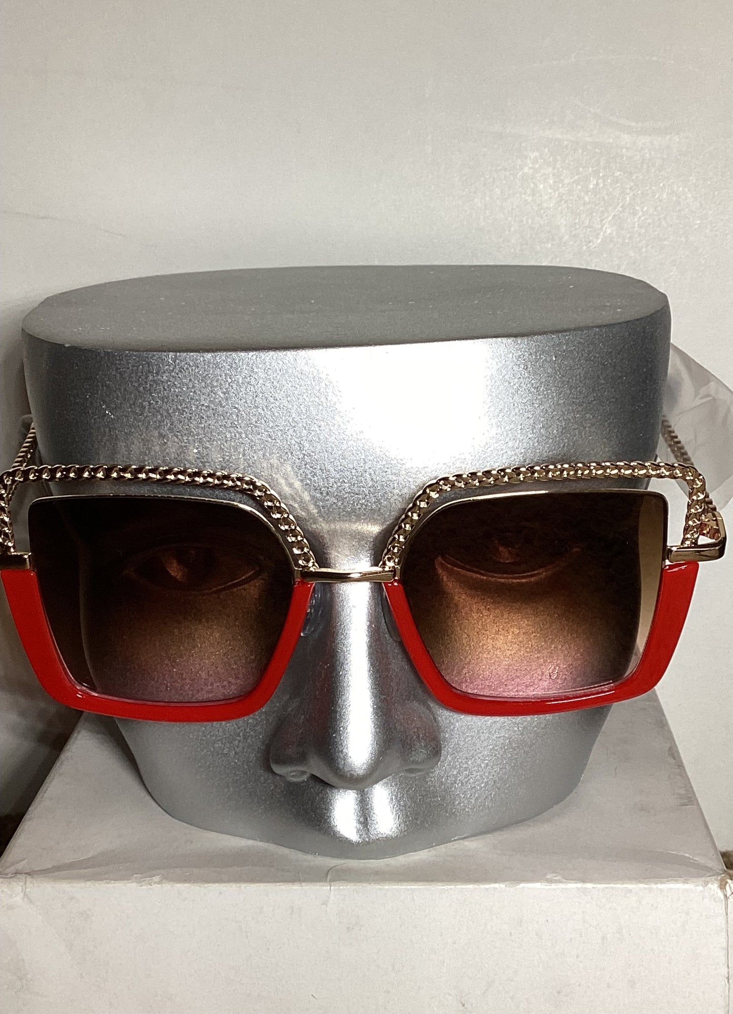 Unhinged Chain Frame Sunglasses